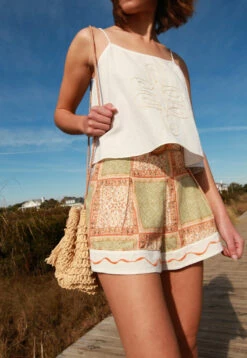Carly Linen Short