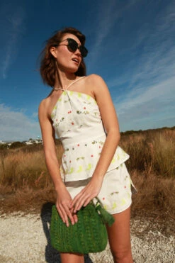 Lizzie Linen Short -Cheap Tuke Bazaar Store IMG 1938Large 1c32a56f 5723 40bc 95a0 db8740be59ba