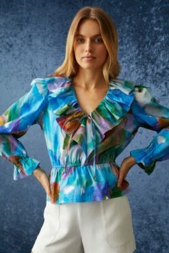 Mia Short 5 Mia Short -Cheap Tuke Bazaar Store Marie Oliver Blythe Top Watercolor 03 ecbb908d fac9 4eb8 bc15 ca07ba6c020b