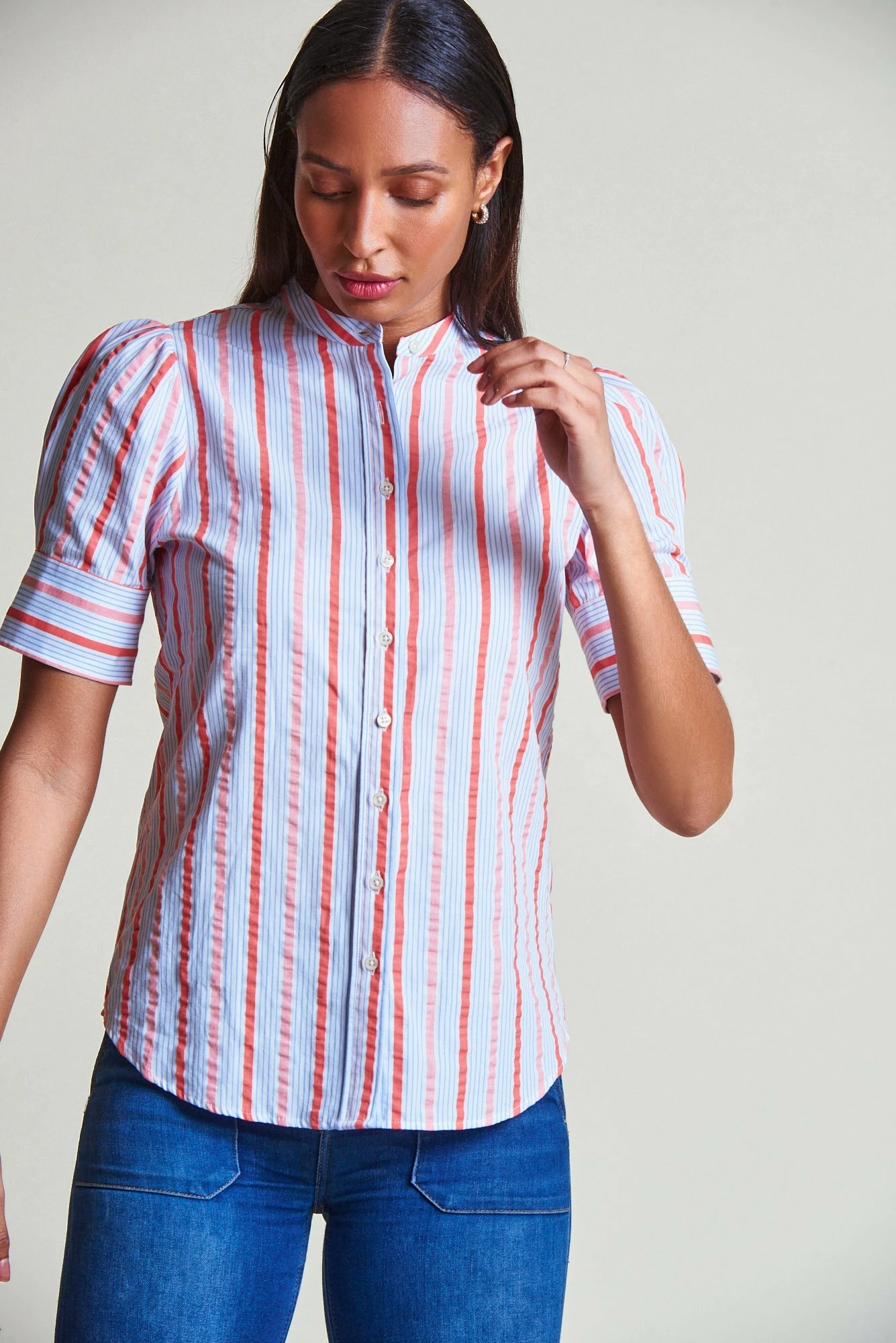 The Short Sleeve Puffed Shoulder Shirt 3 The Short Sleeve Puffed Shoulder Shirt - Image 3