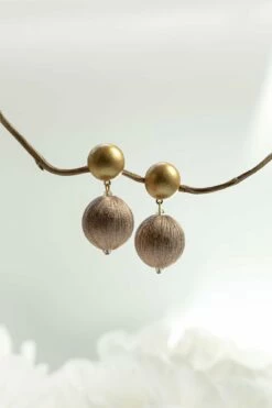 Sonia Petite Earrings In Toasted Taupe 5 Sonia Petite Earrings In Toasted Taupe -Cheap Tuke Bazaar Store SoniaPetite ToastedTaupe1WP