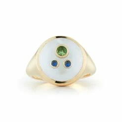Les Perles Three Stone Signet Ring
