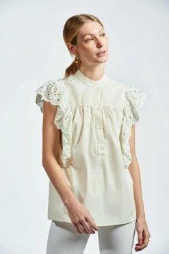 The Sleeveless Scarlett Shirt -Cheap Tuke Bazaar Store thesleevelessscarlettshirtbeige2